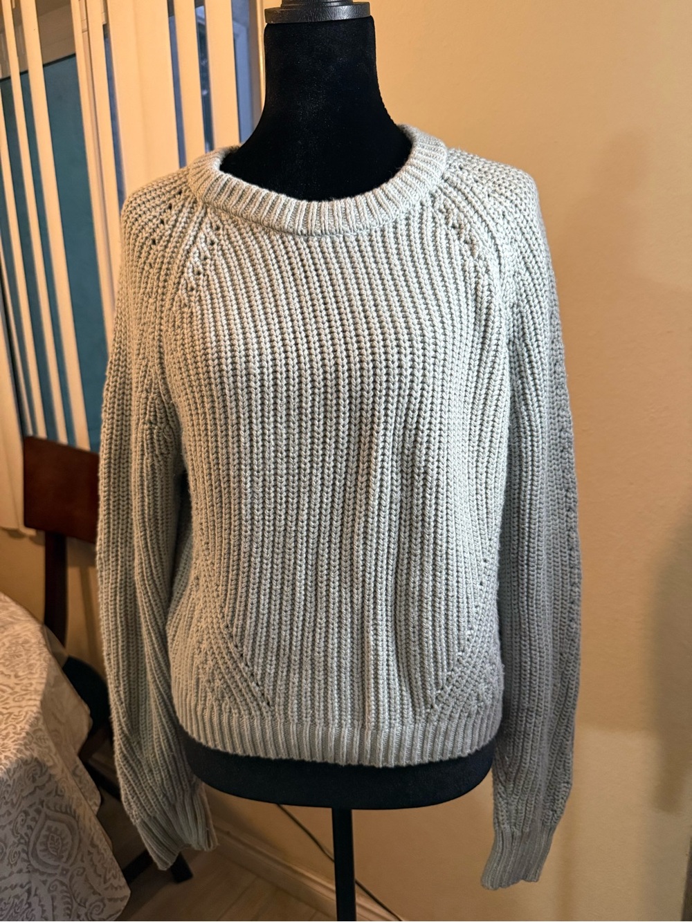 Abercrombie & Fitch Light Gray/Blue Ribbed Crewneck Sweater